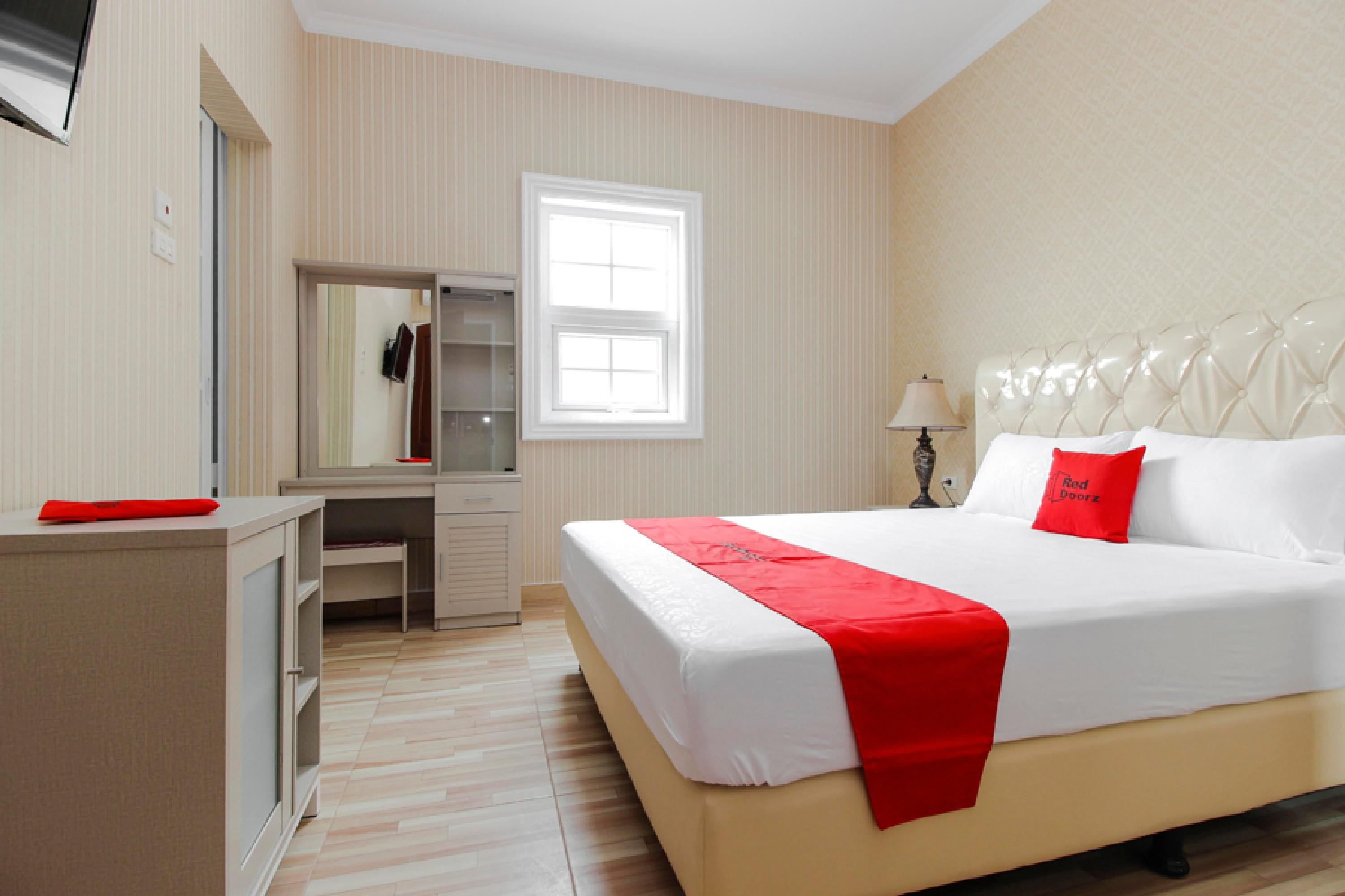 Reddoorz Plus @ Kwitang 2 Jacarta Exterior foto