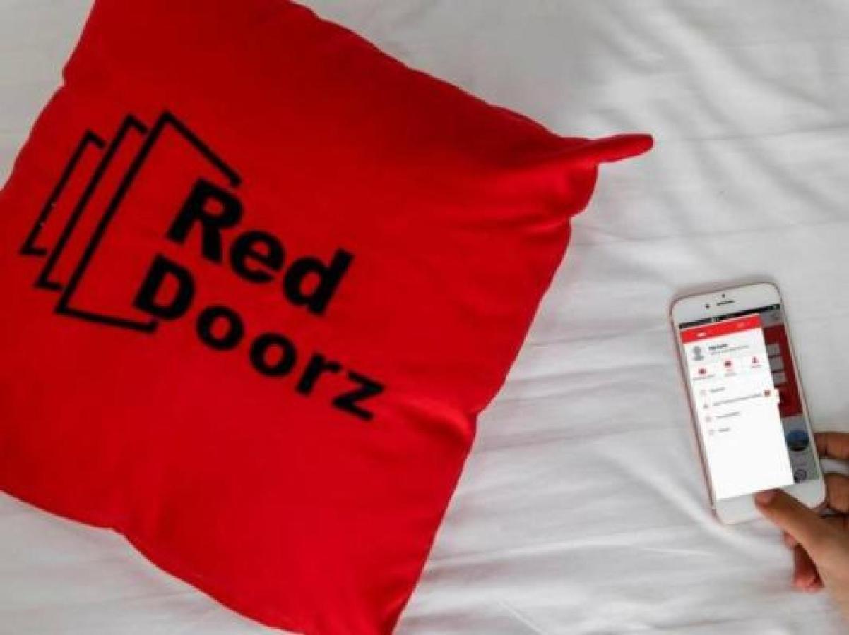 Reddoorz Plus @ Kwitang 2 Jacarta Exterior foto